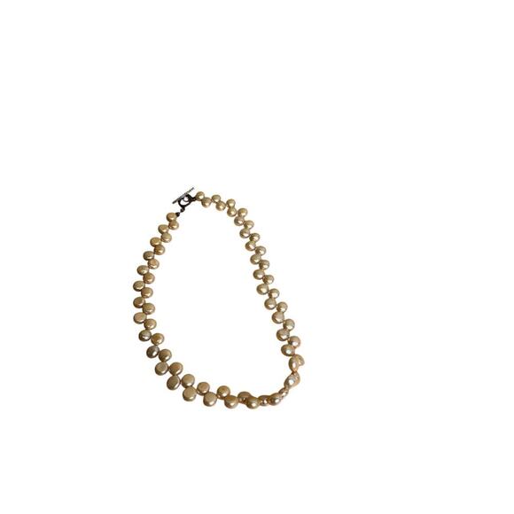 Womens Handmade Yellow Pearl Necklace Silver Tone Toggle Closure 18" Long NEW - Picture 4 of 5